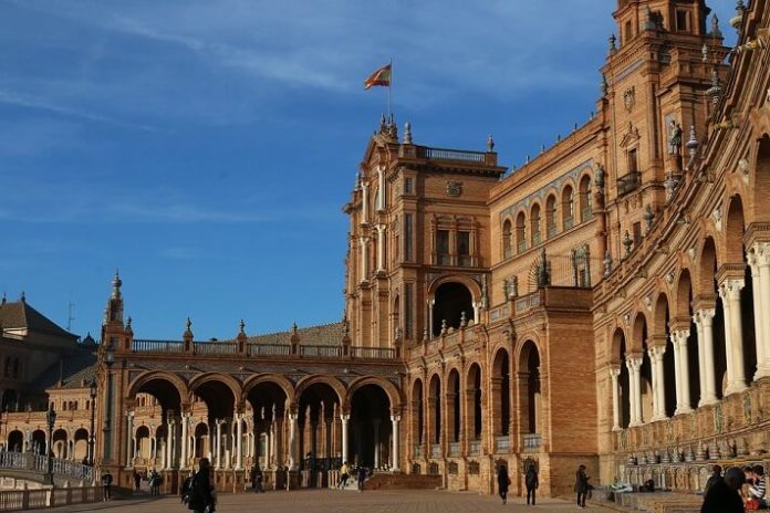 Seville Spain city sightseeing bus tour discount code