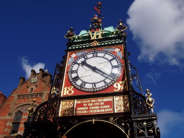 10% off Chester CHristmas market day trip from London