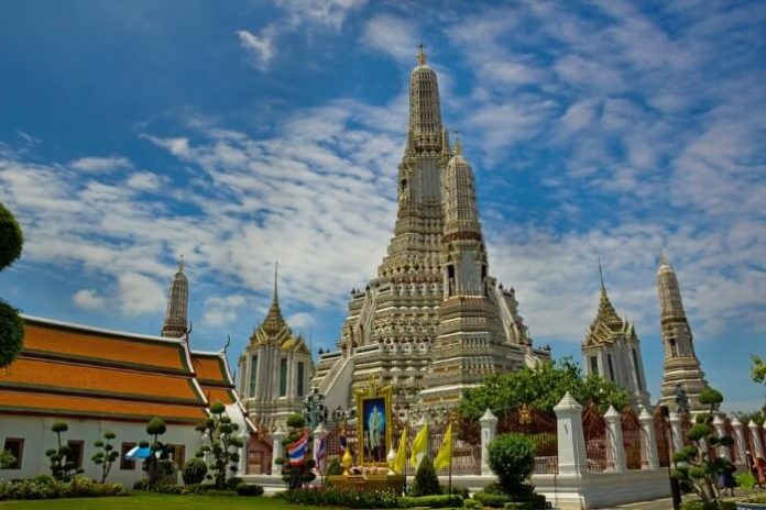 Save up to 35% on Southeast Asia hotels in Cambodia, Vietnam, Indonesia, Thailand