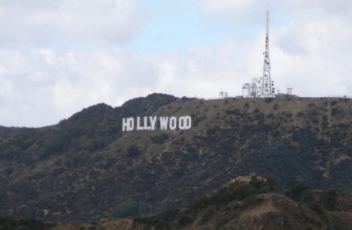 Enter E! - People’s Choice Awards Sweepstakes win tickets flight to LA stay at Beverly Hilton