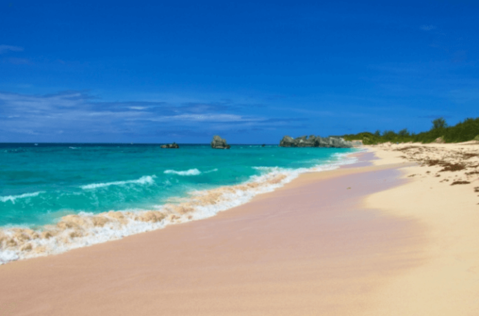 How to save money on Bermuda hotels