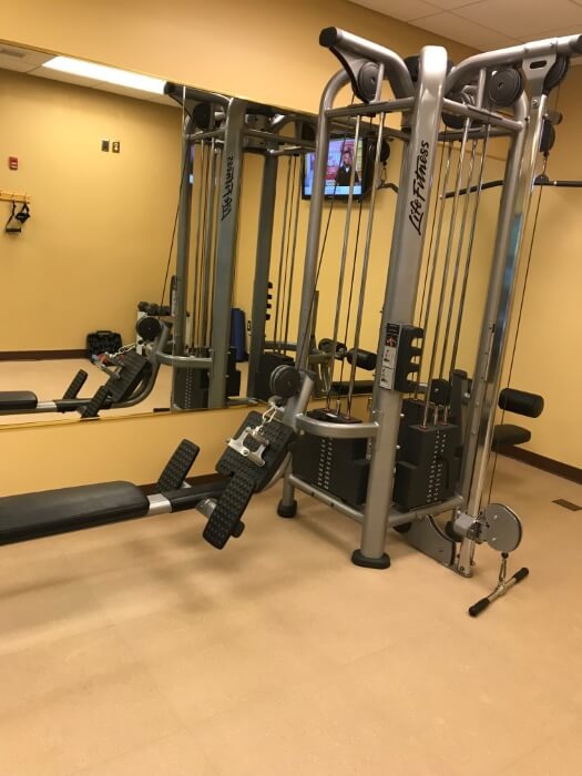 Charleston West Virginia resort with workout room fitness center