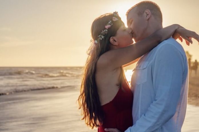 How to get the lowest prices on the most romantic hotels in Virginia Beach