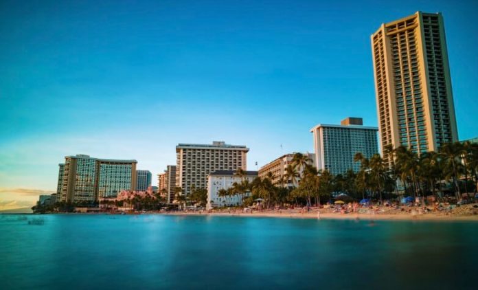 Discounted flights from San Francisco to Waikiki hotel stay deal