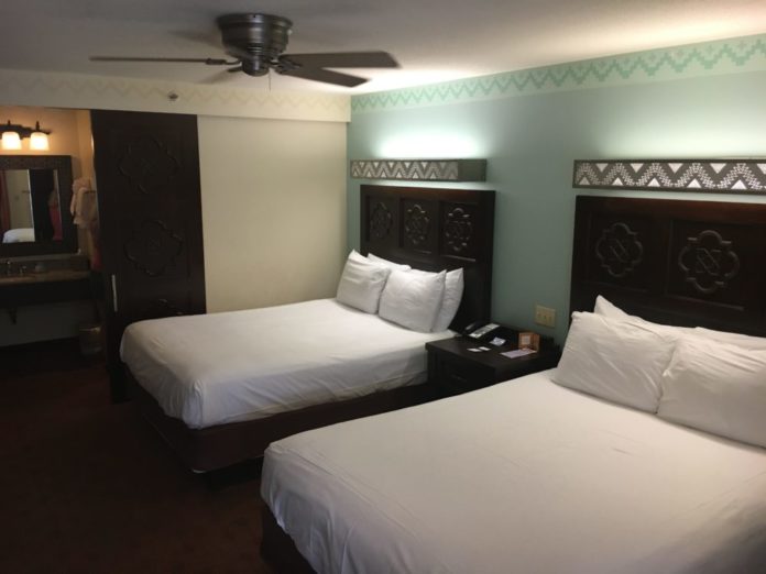 Disney Moderate hotels have huge rooms and queen beds like Coronado Springs