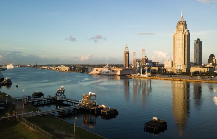 Save money on cruises out of Mobile Alabama