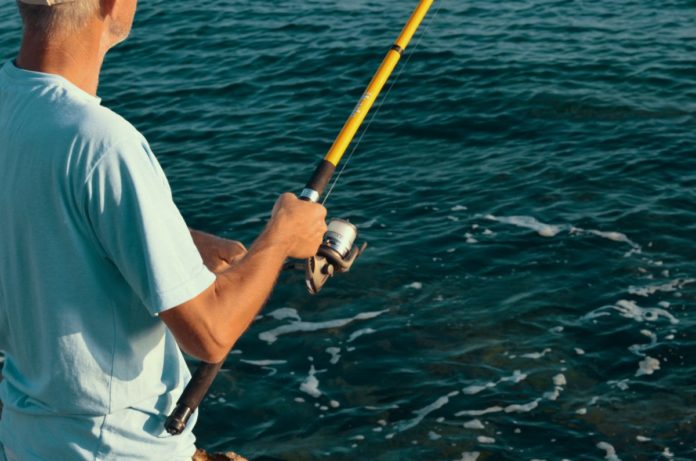 Budget travel deals. Find out how to get a low price for a hotel near Clinton Lake in Kansas