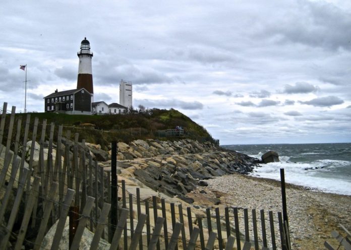 How to find the lowest rates for the Montauk New York luxury hotels with the best customer reviews