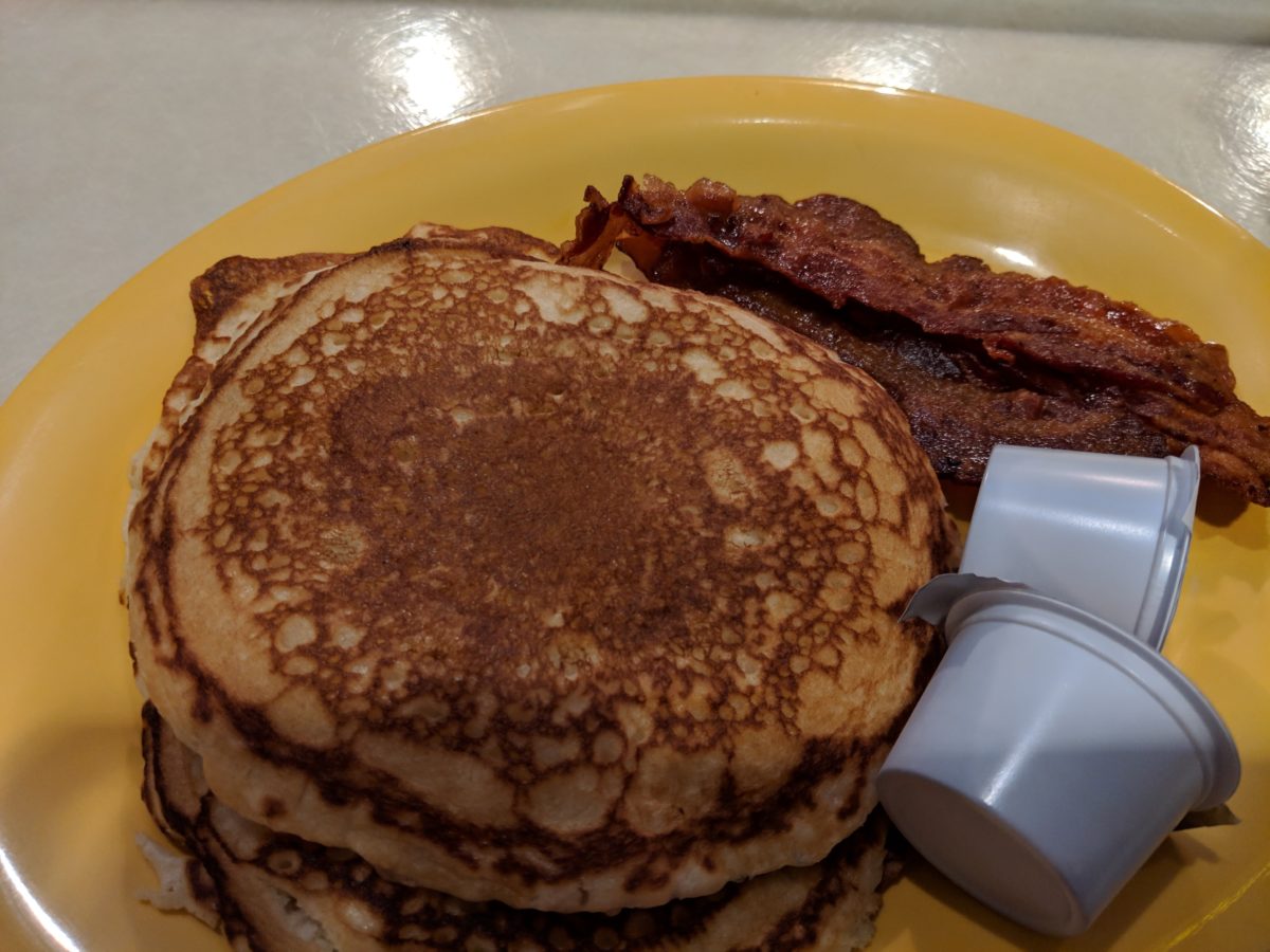 Cabana Bay Beach Resort a Universal Orlando Florida hotel has lots of dining options for breakfast