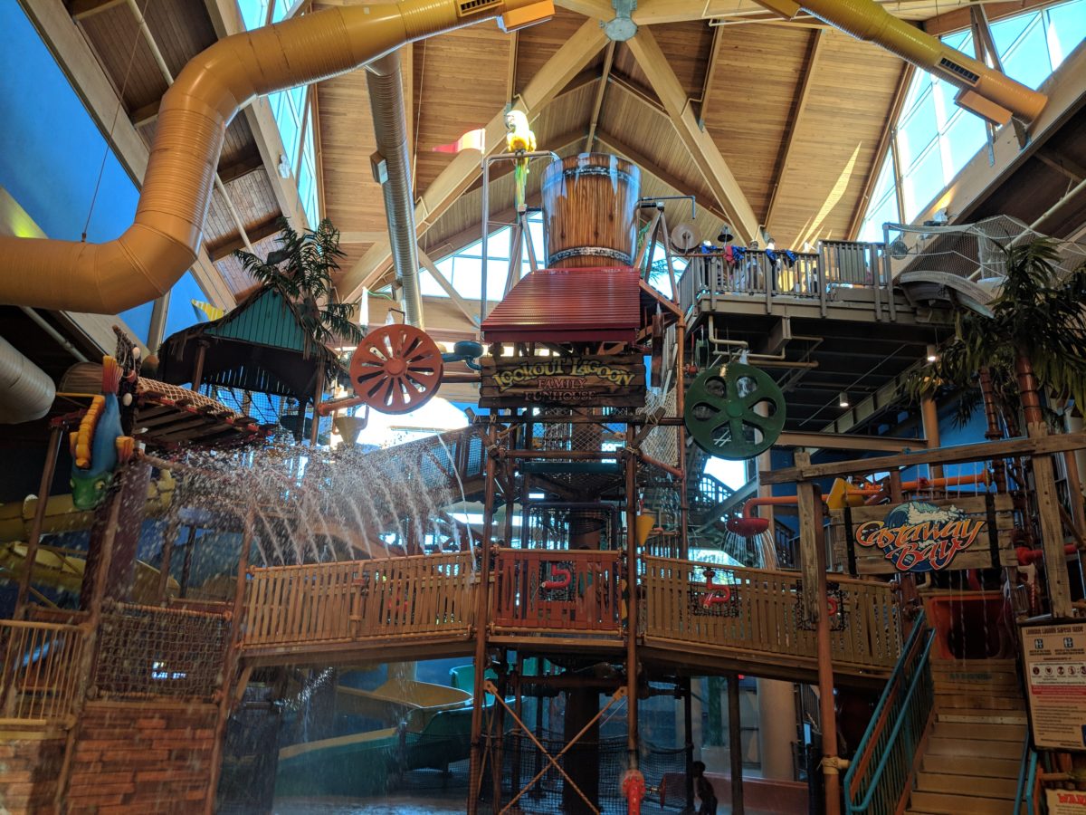 Enjoy splashing around at Castaway Bay waterpark at this official Cedar Point hotel in Sandusky OH