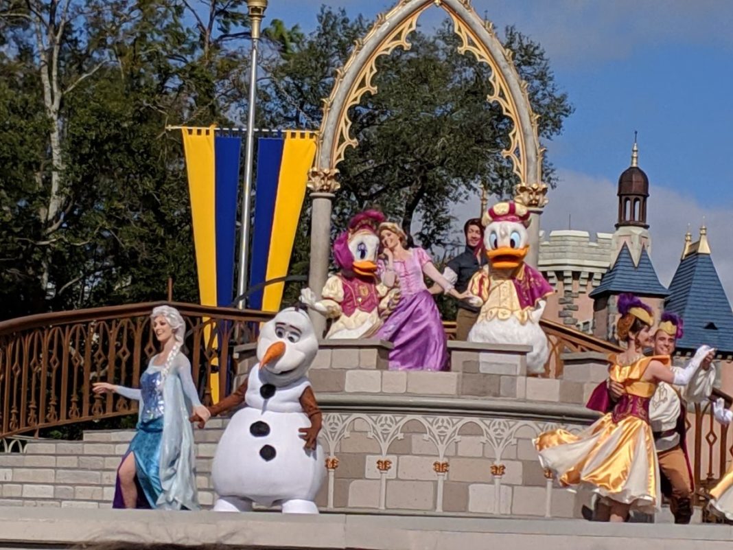 Top 10 Tips for Staying at the Polynesian Resort at Disney World Green Vacation Deals