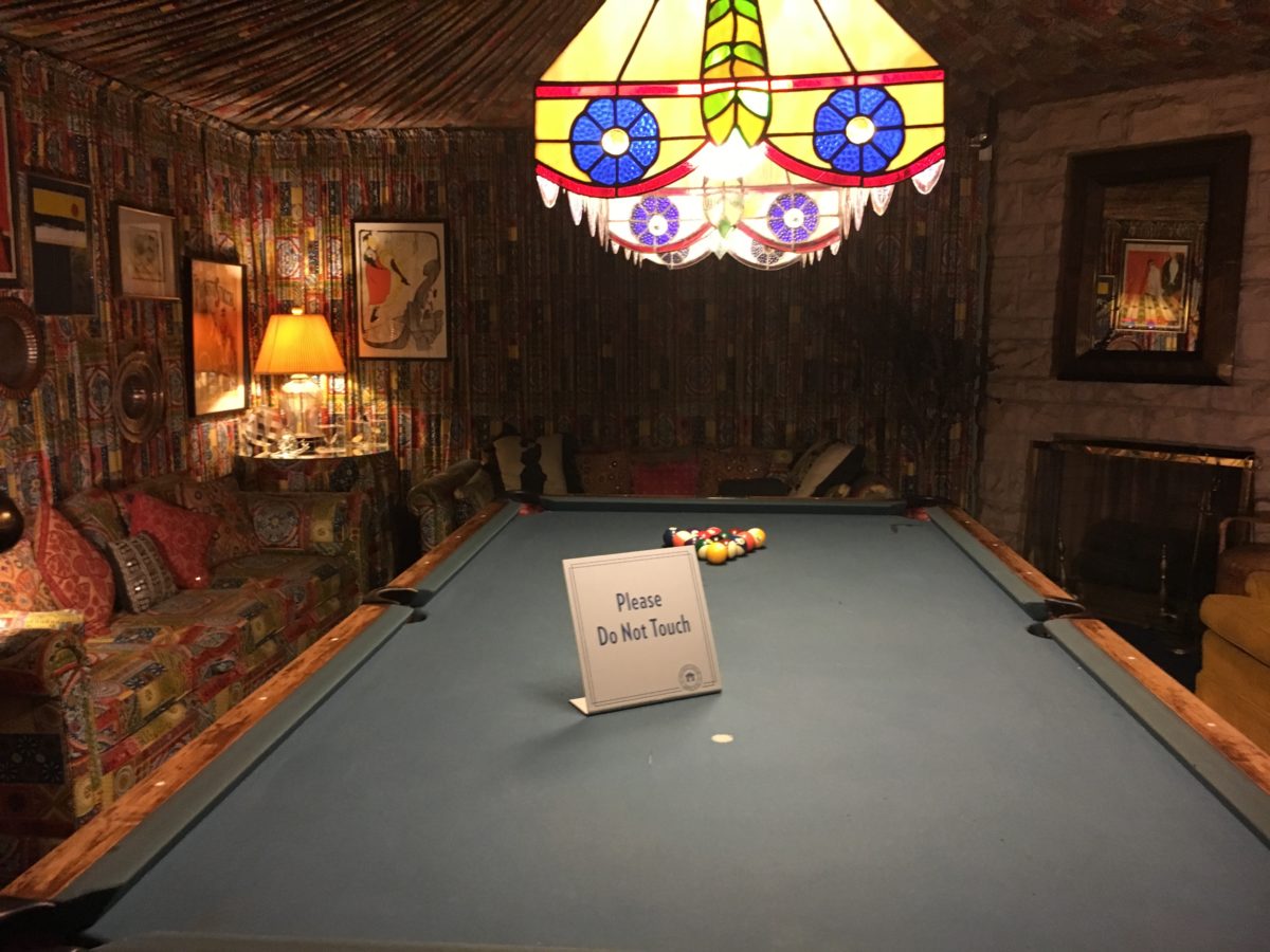 How to save money & see the pool room at Graceland home of Elvis