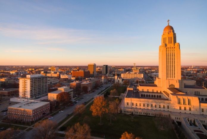 The 12 best Lincoln Nebraska hotels & how to get a good rate for them