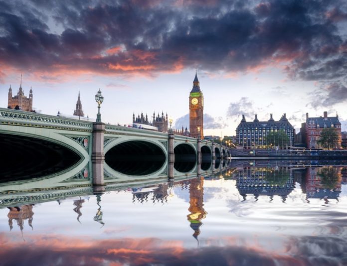 Enter Downtown Abbey Sweepstakes for a free trip to London, England