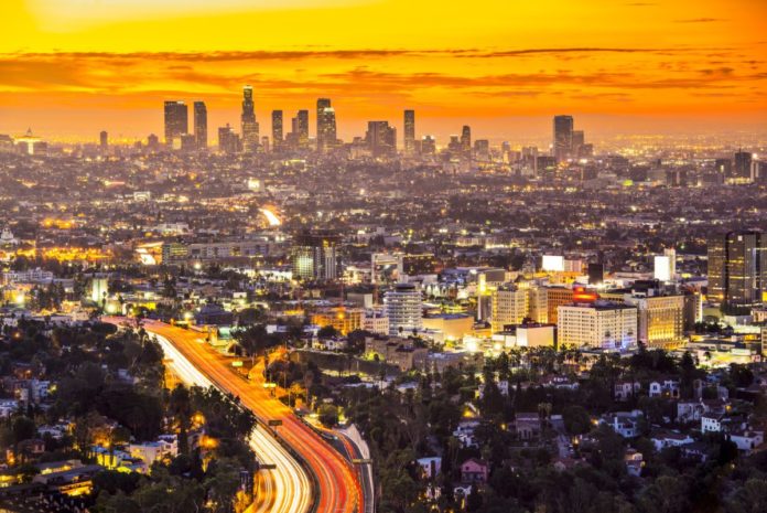 How to save money on hotels in Los Angeles, California