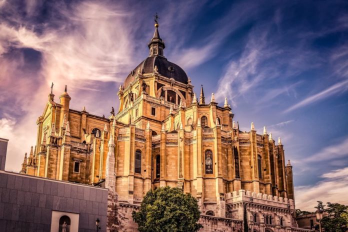 Iventure vs. Go Madrid Explorer Pass: How to save money on top Madrid Spain attractions