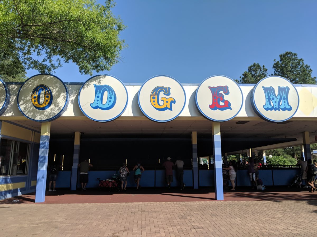 Is Kings Dominion theme park in Virginia very family friendly?