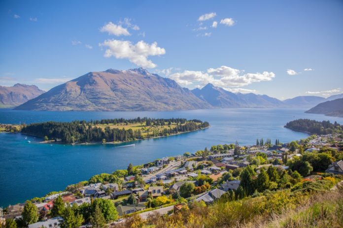 A beautiful picture of New Zealand. Find out how you can travel there for free