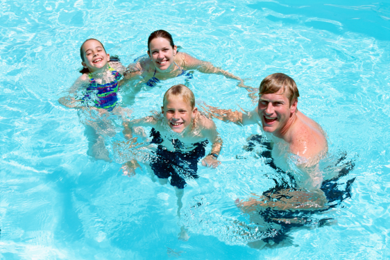 Splash Kingdom Waterpark Guide & Coupons Green Vacation Deals